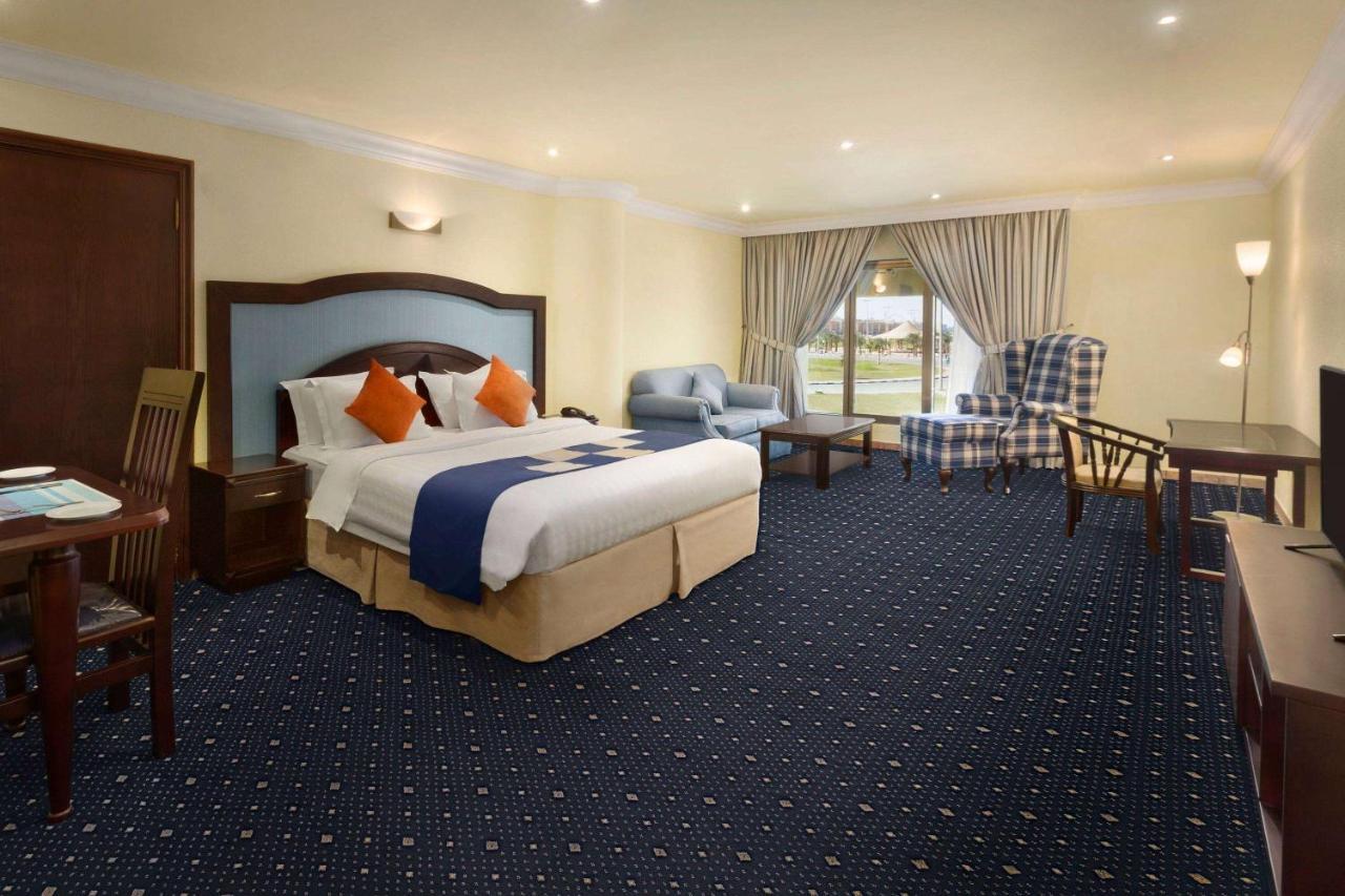 Howard Johnson Dammam Hotel Kültér fotó